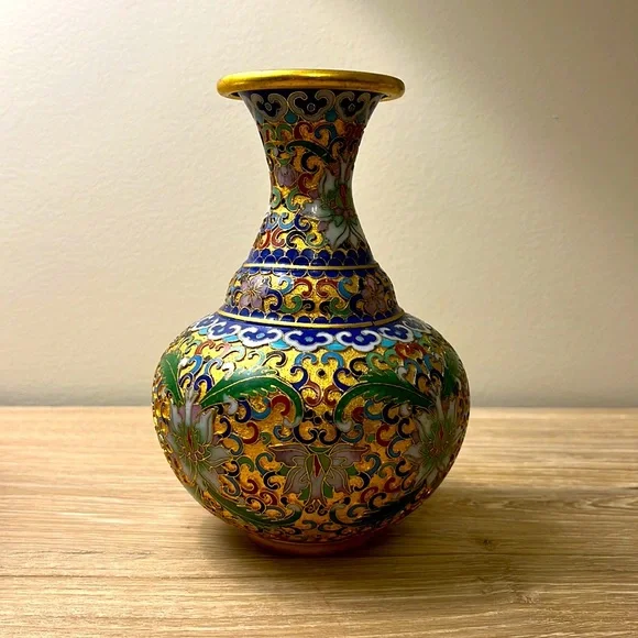 Vintage Chinese Champleve Cloisonné Gilt Asian Lotus Vase - Picture 3 of 5